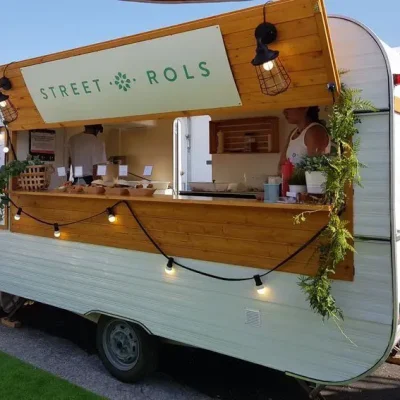 كرفان فود ترك للبيع من شركة الوليد